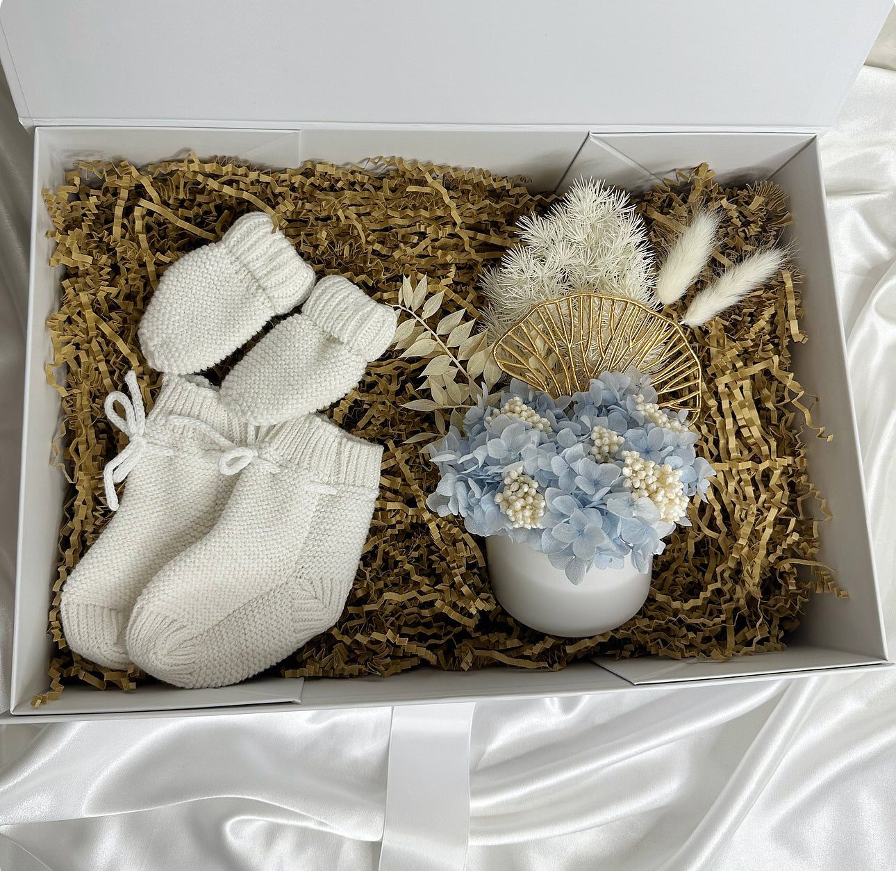 Baby’s First Blooms Gift Set