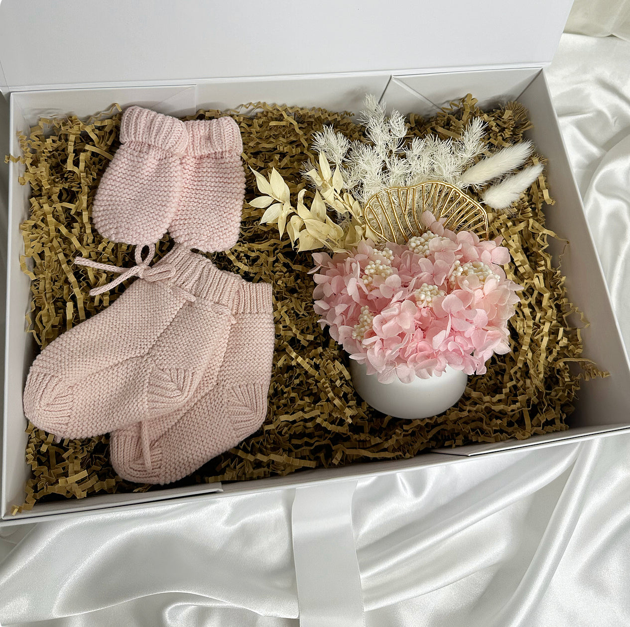 Baby’s First Blooms Gift Set