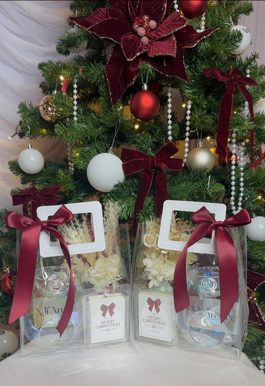 The Christmas Glow Gift Set