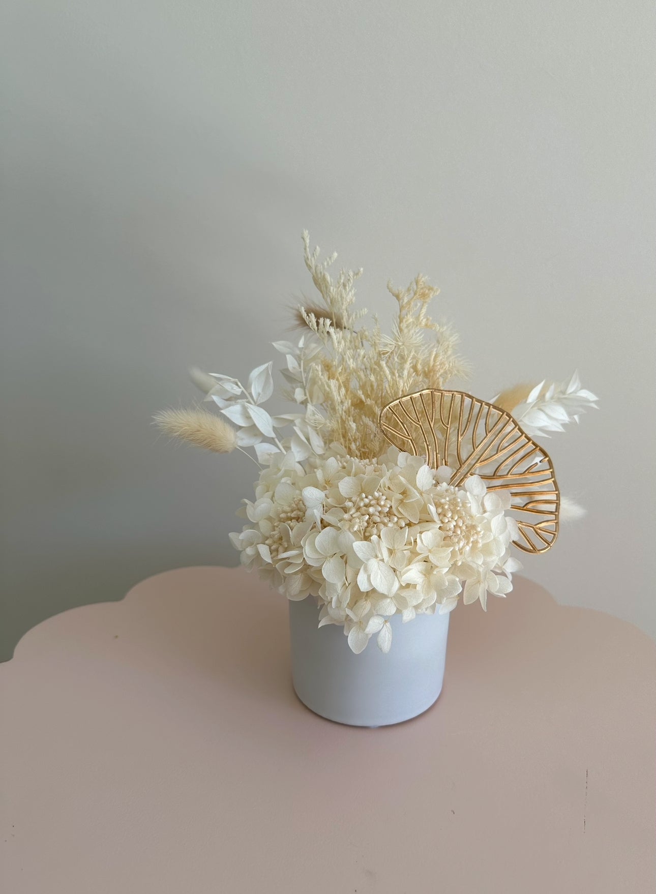 Mini Dried Flower Arrangement Neutral